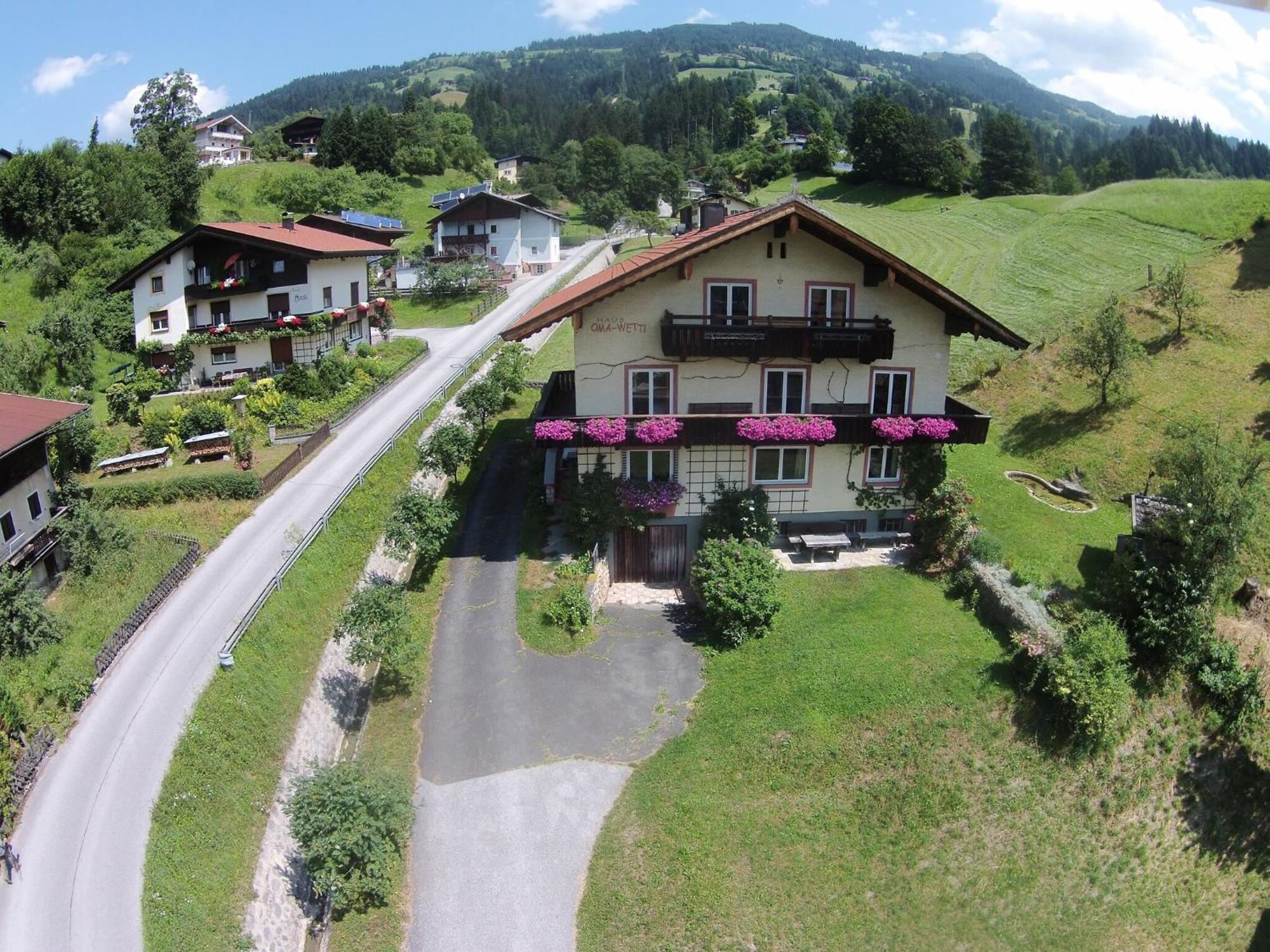 Wonderful Apartment In Hopfgarten Im Brixental With Parking Exterior foto
